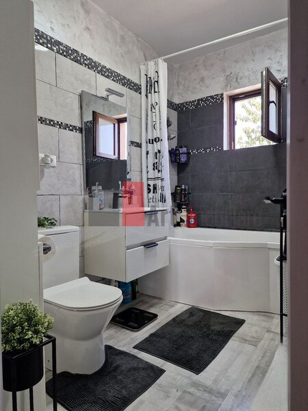 Mihailesti Vanzare casa moderna cu piscina si zona de fitness --Mihailesti